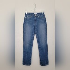Ellen Tracy The Cuffed Capri Blue Denim Jeans